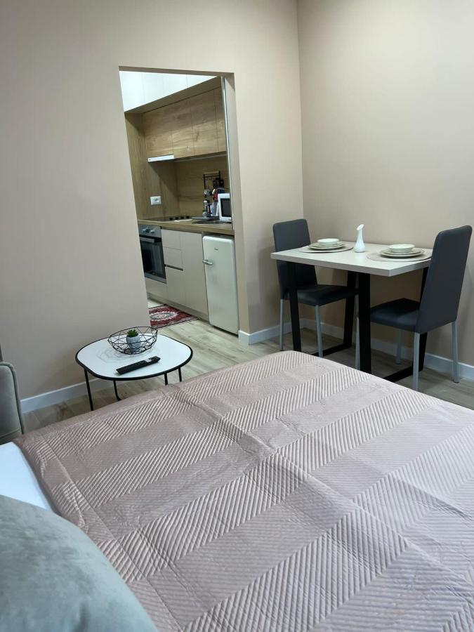 Smart , Lovely In Apartamento Tirana